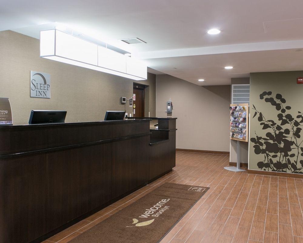 Days By Wyndham Brooklyn Borough Park New York