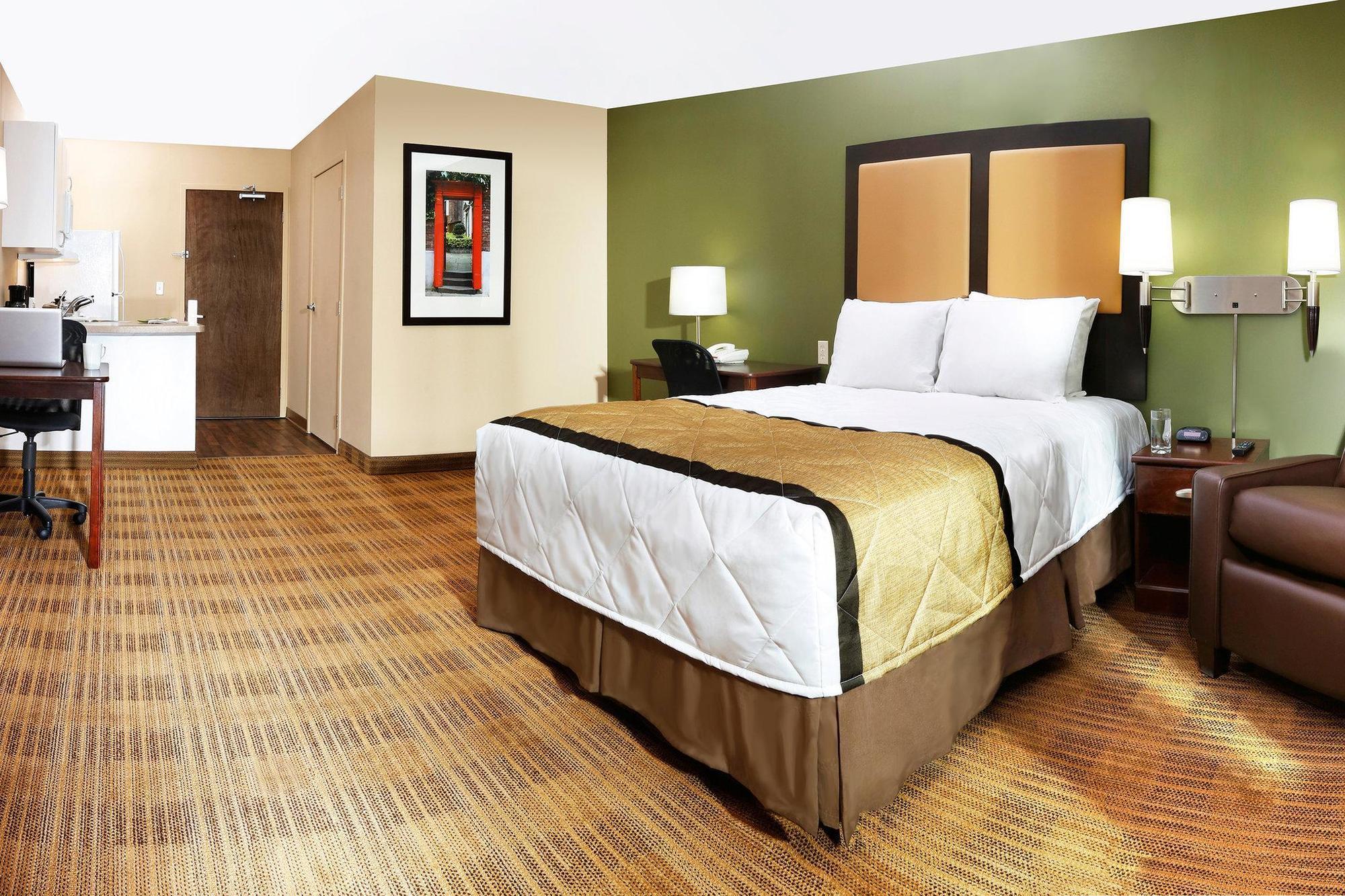 Hotel Extended America - - Laguardia Airport