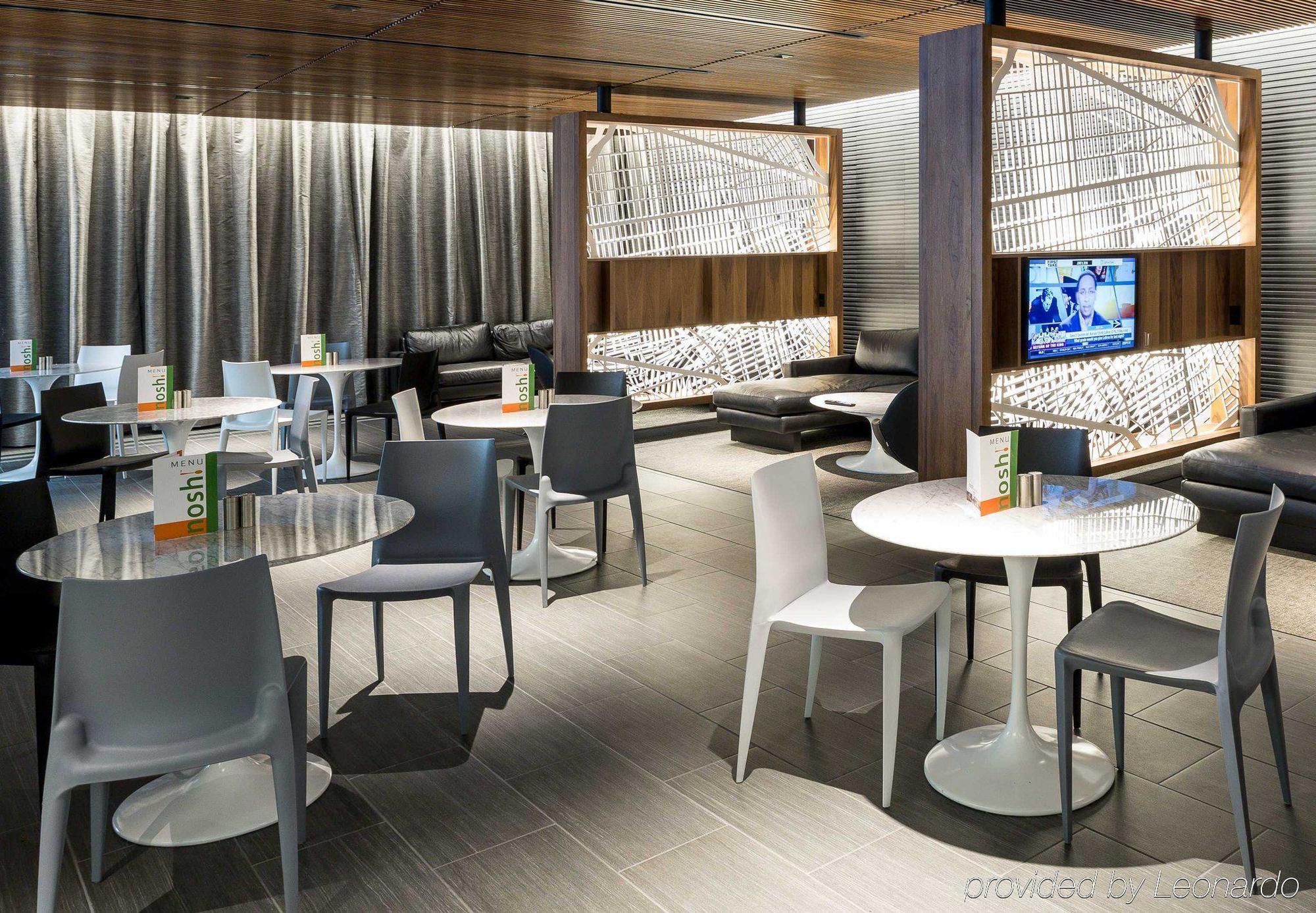 Courtyard By Marriott Long Island City/new York Manhattan View