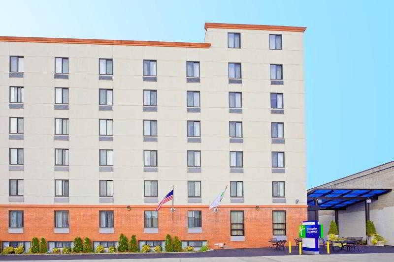 Hotel Red Lion And Brooklyn New York