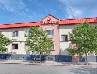 Ramada By Wyndham Bronx Hotel