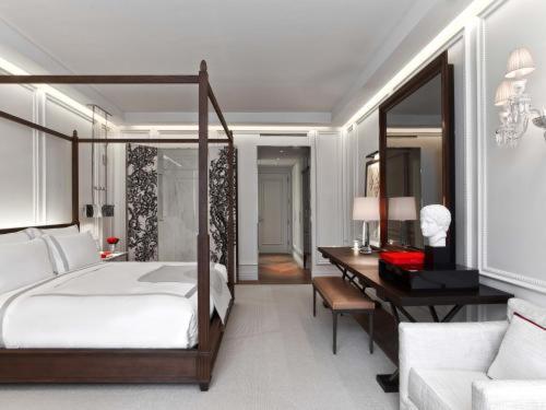 Hotel Baccarat And Residences New York