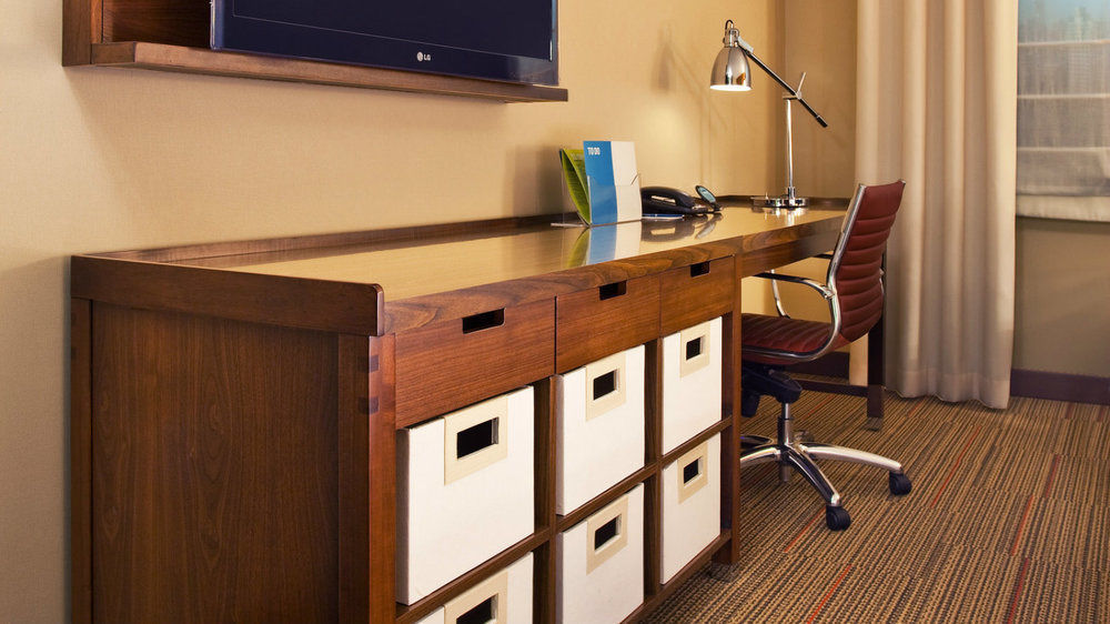 Hotel Four Points By Sheraton Downtown 3*