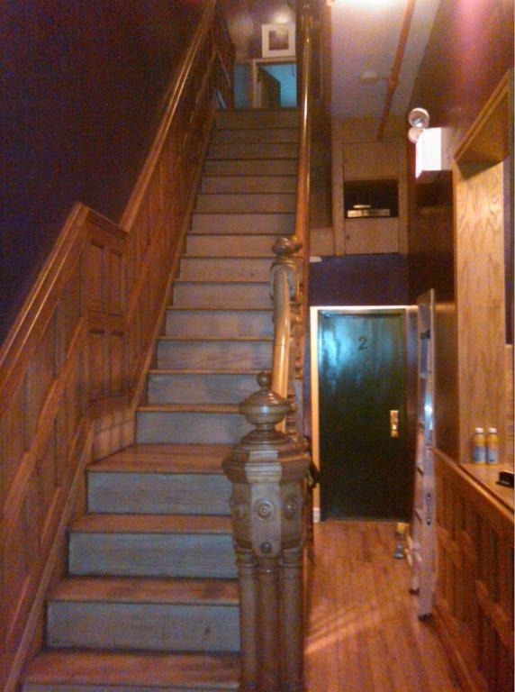 Harlem Bed & Breakfast 2*