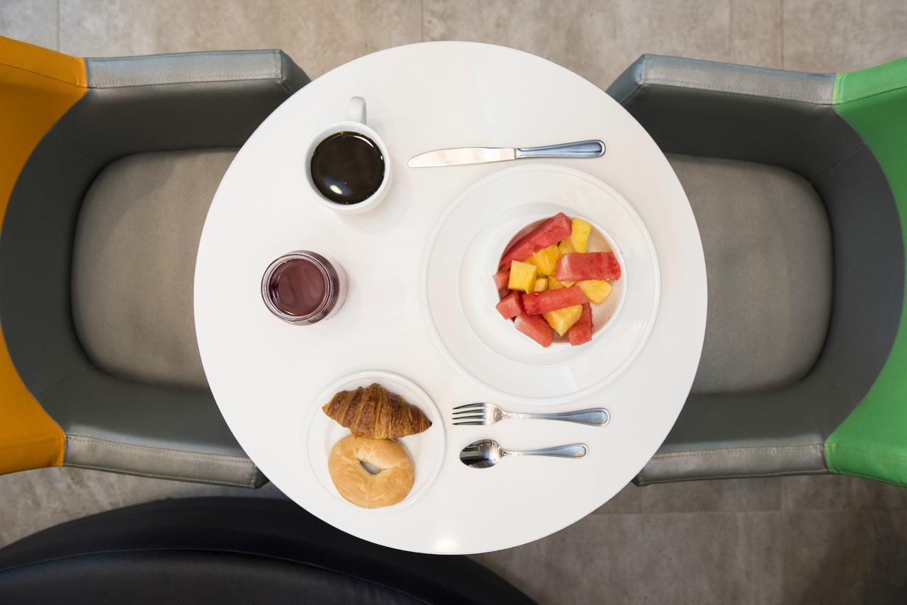 Ibis Styles Laguardia Airport Hotel New York