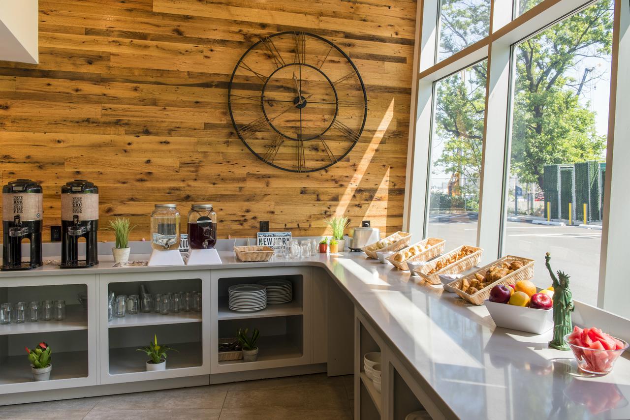 Ibis Styles Laguardia Airport Hotel