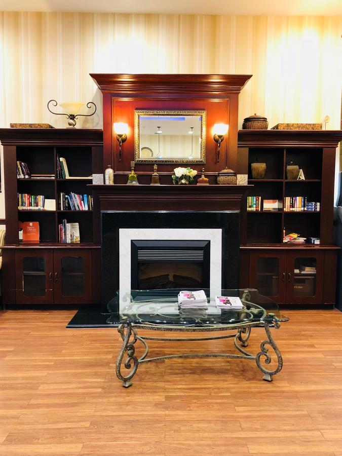 Hotel Queens County And New York