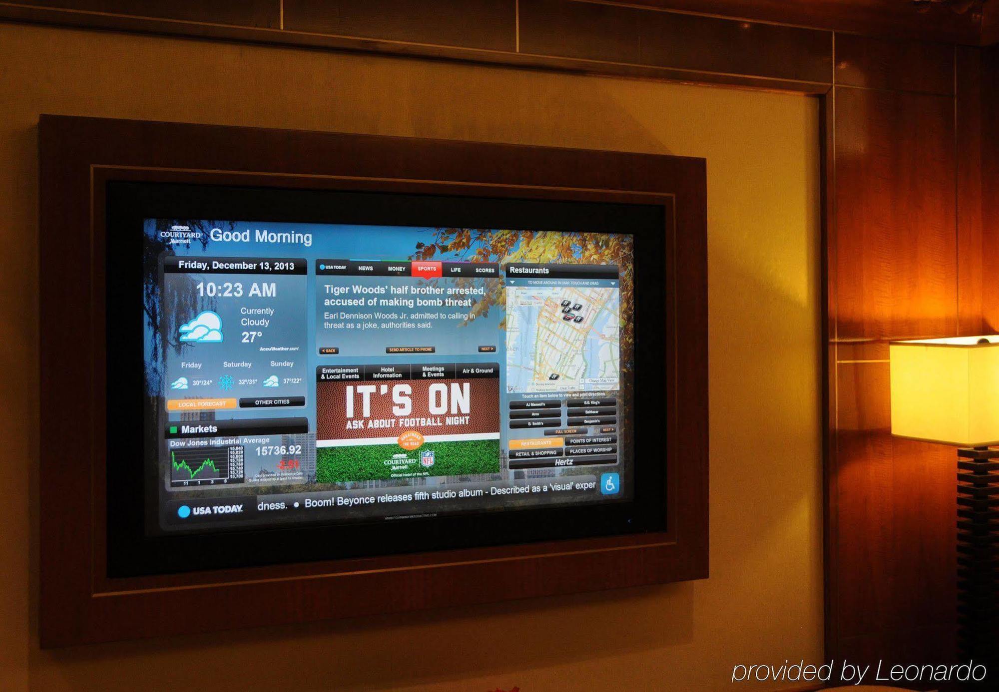 Courtyard Manhattan/times Square 3*