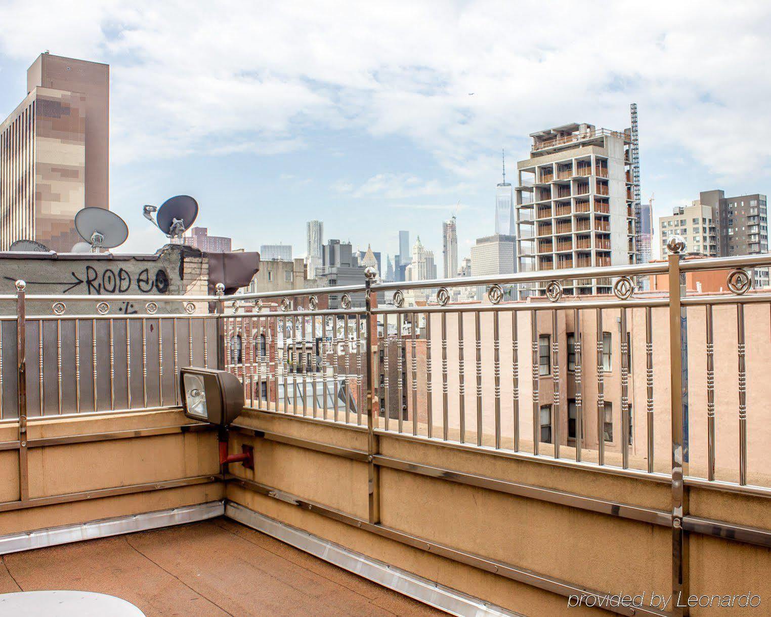 Redford Hotel 3*