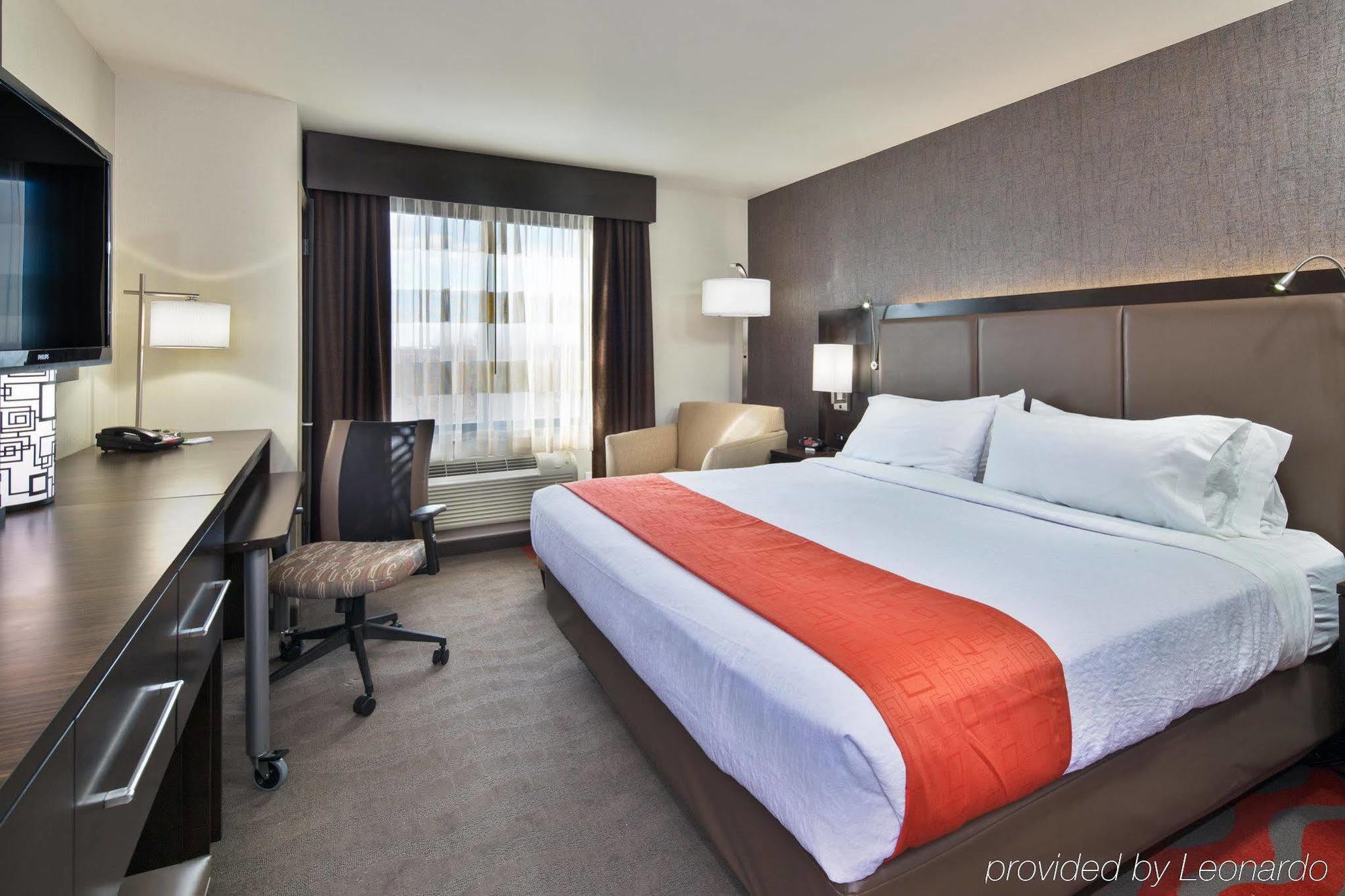 Fairfield & By Marriott Staten Island 3*