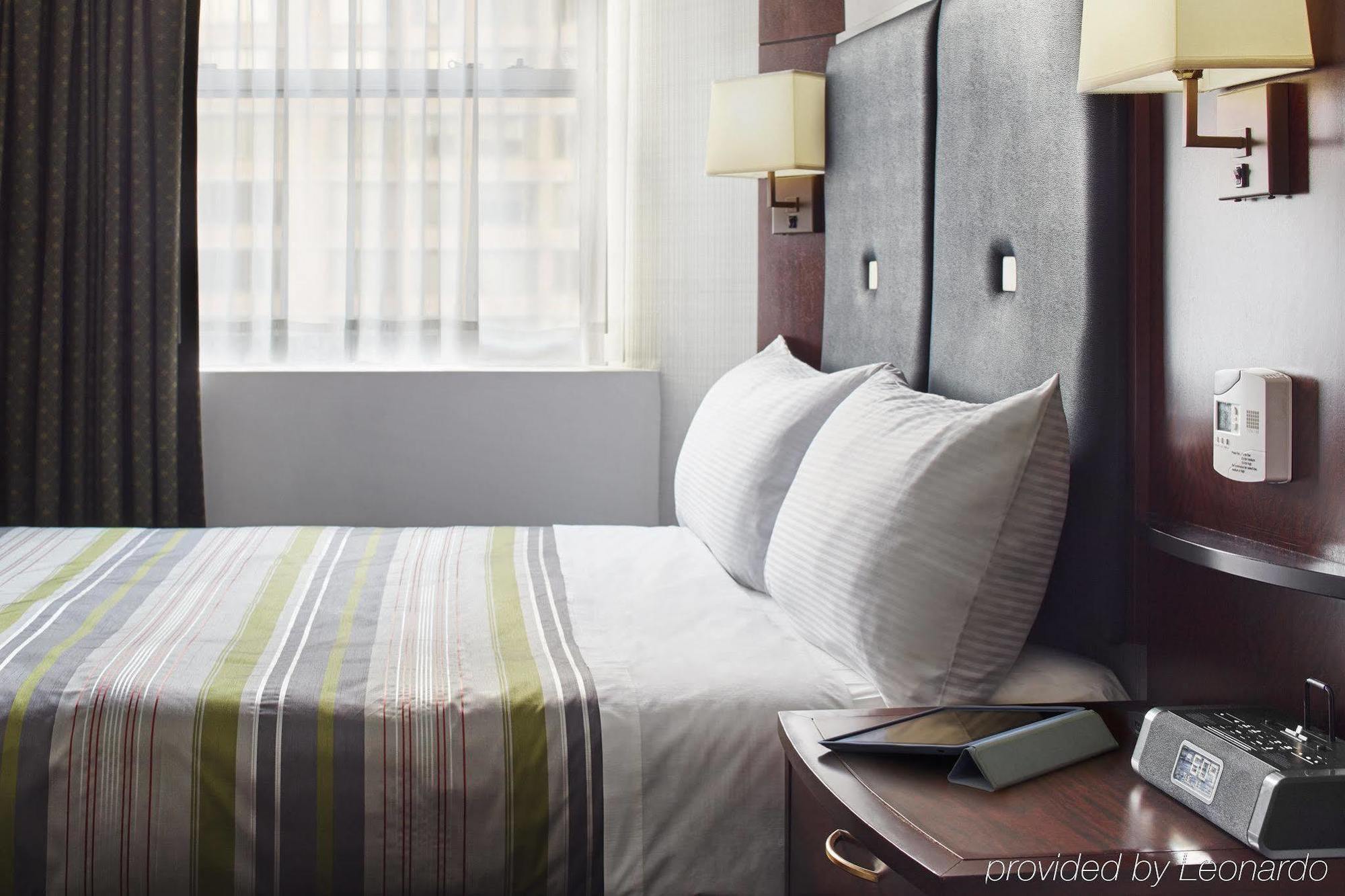 Radisson Street Hotel New York