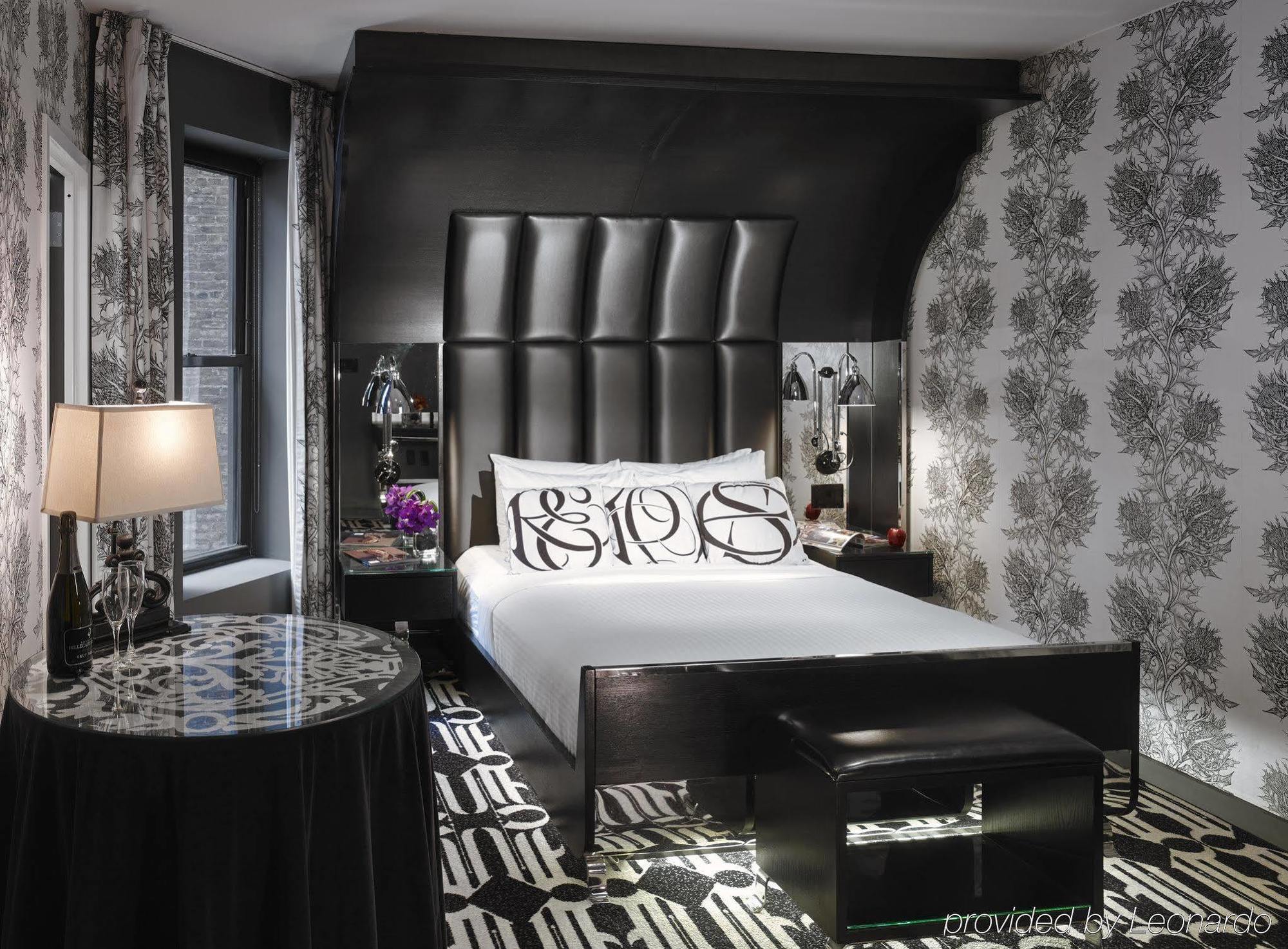 Night By Sb At Times Square Hotel New York