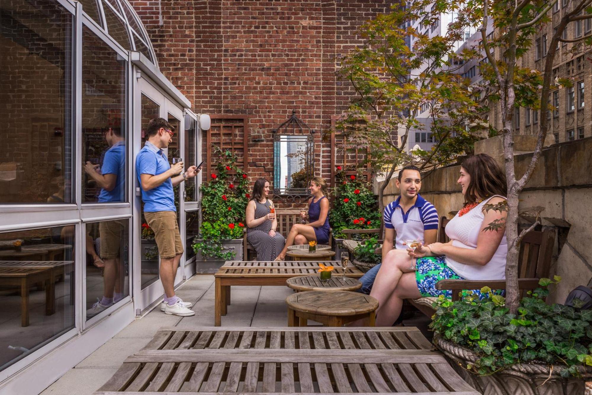 Hotel Library By Library Collection 4*