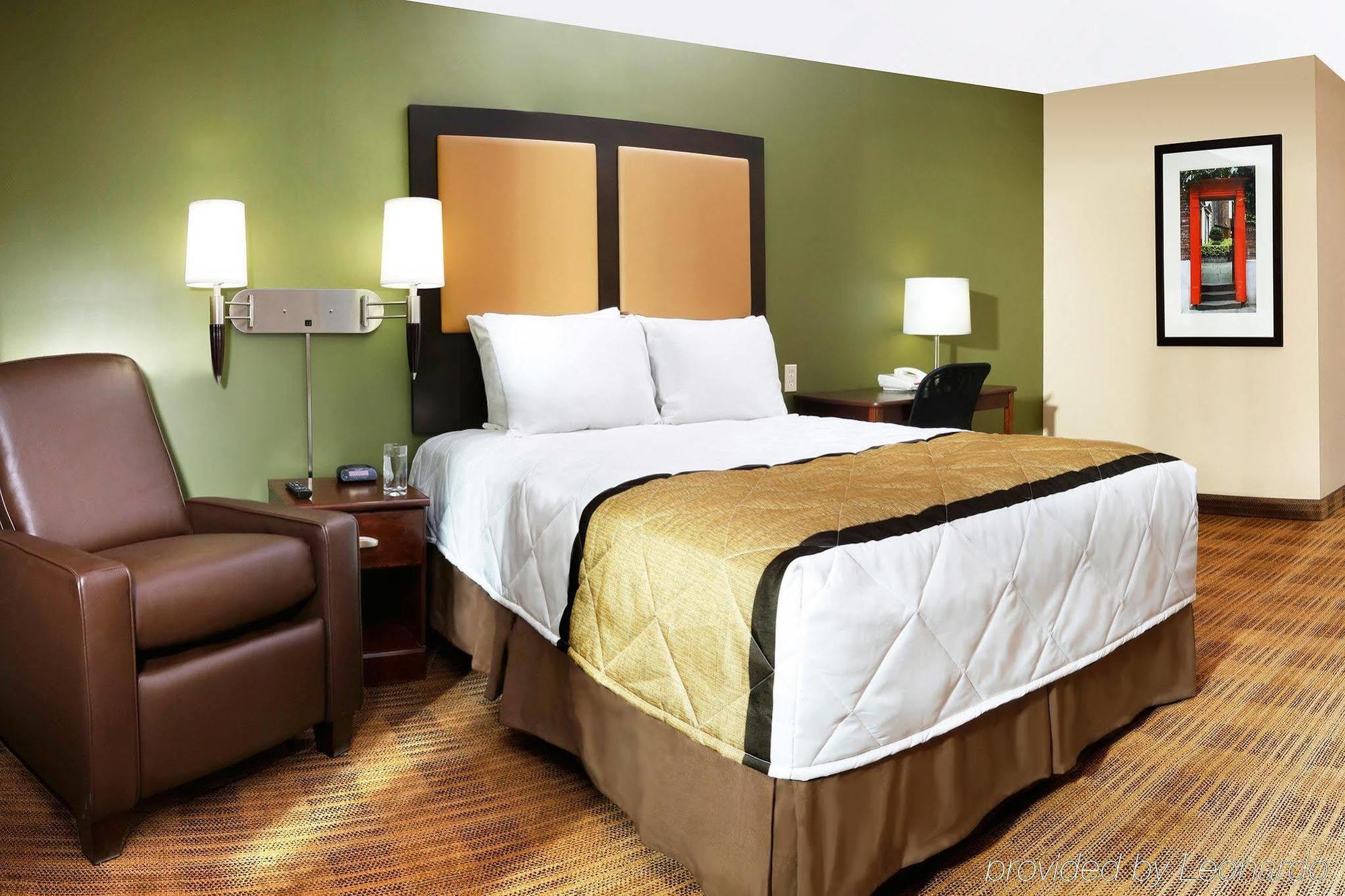 Extended America - - Laguardia Airport Hotel New York