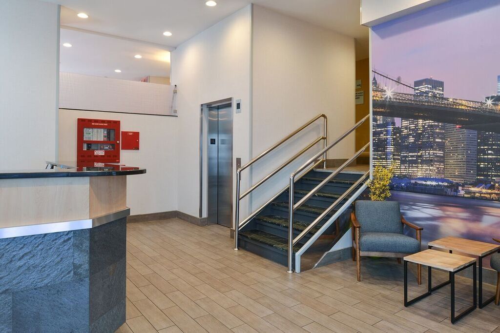 Hotel Red Lion And Brooklyn