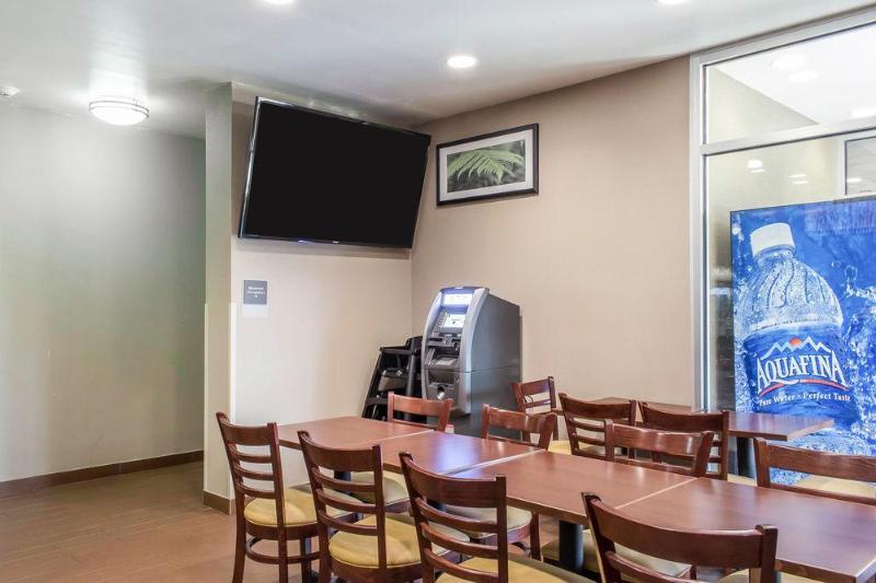 Hotel Days By Wyndham Brooklyn Borough Park 3*