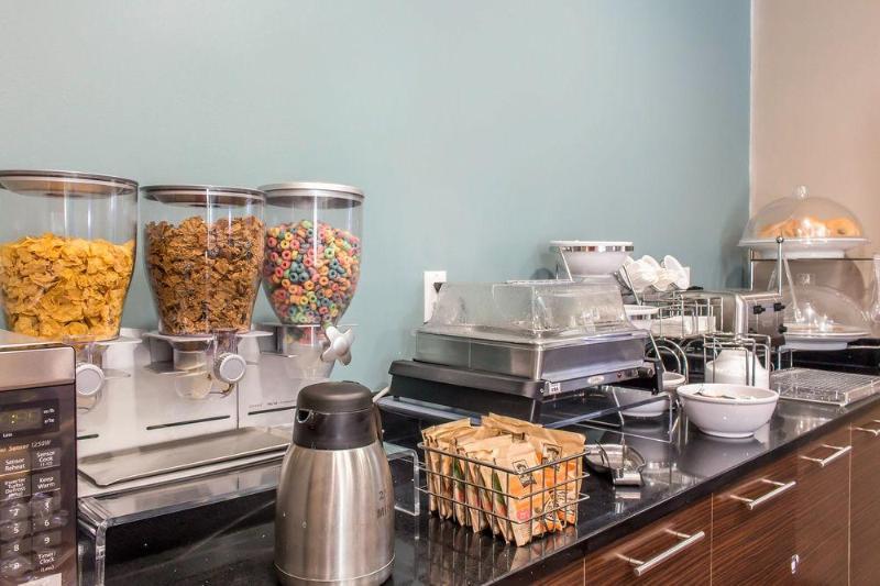 Hotel Days By Wyndham Brooklyn Borough Park 3*