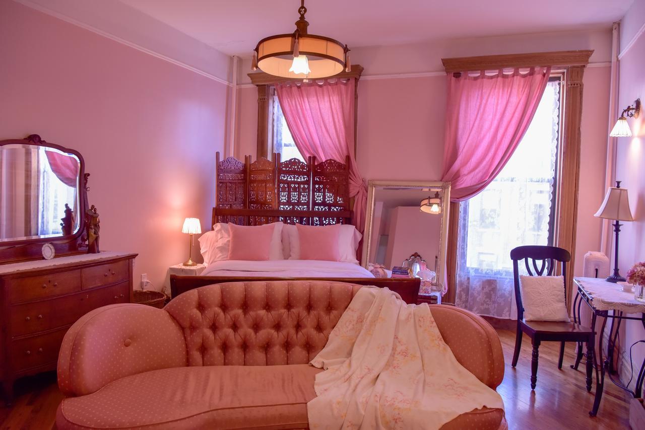 Harlem Grand Couette-café