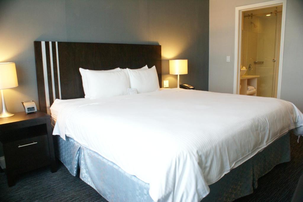 Wyndham Garden Long Island Hotel 3*