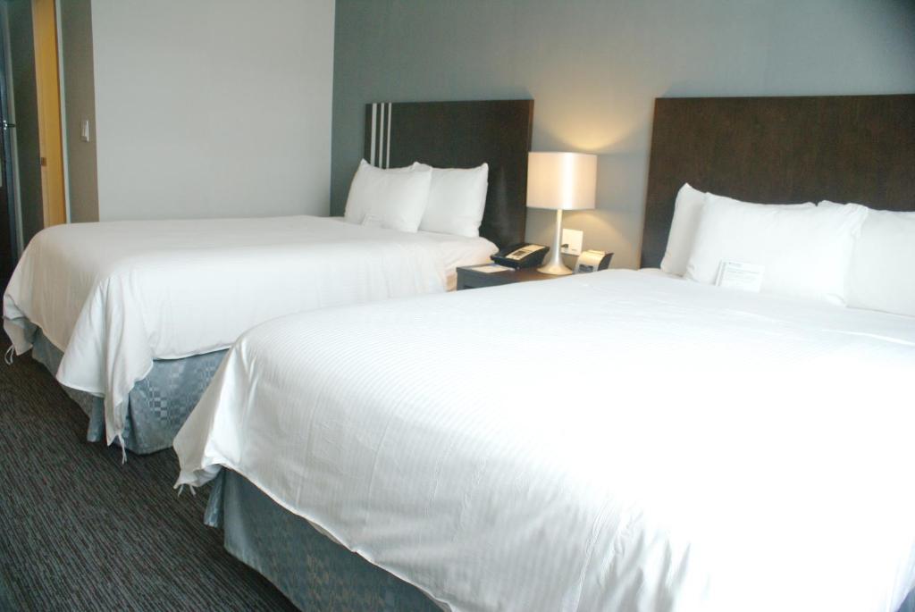 Hotel Wyndham Garden Long Island