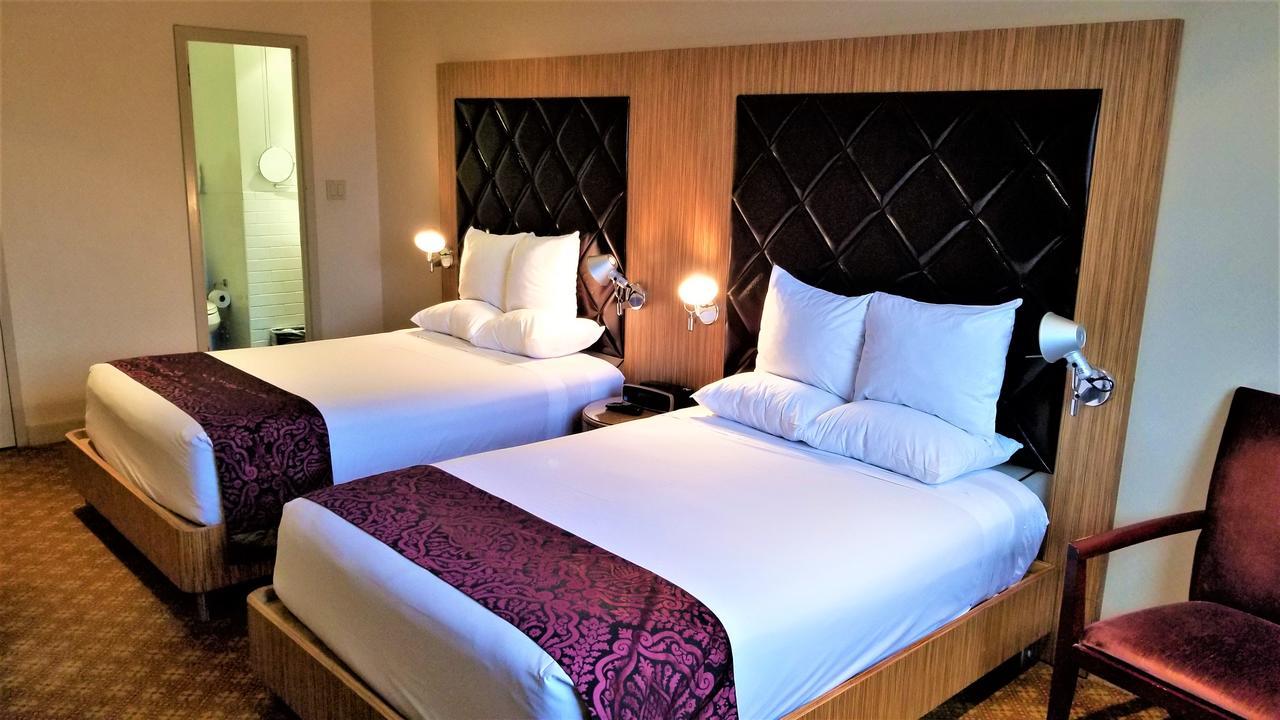 Night Broadway Hotel New York