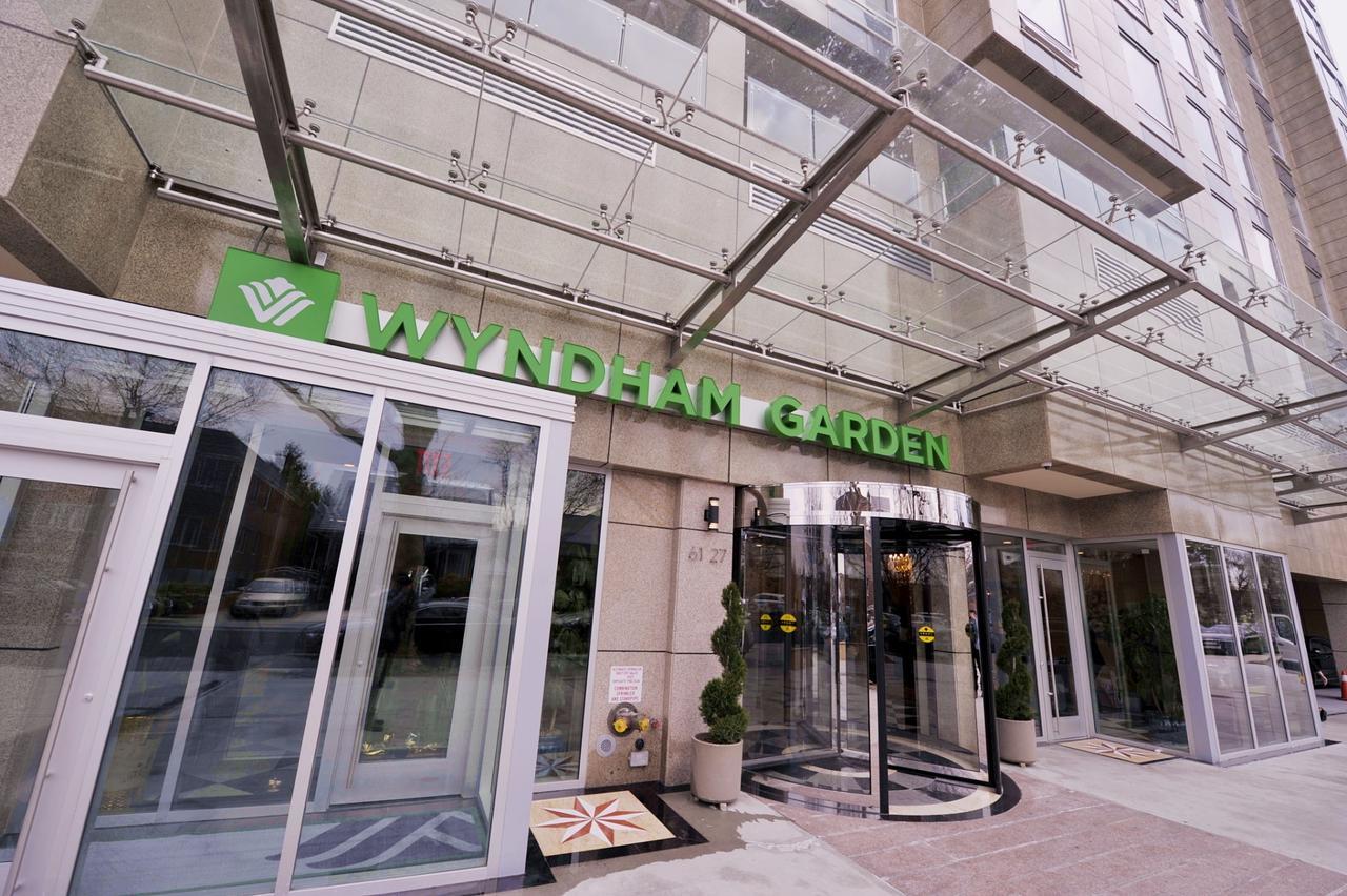 Wyndham Garden Fresh Meadows Flushing Hotel 3*