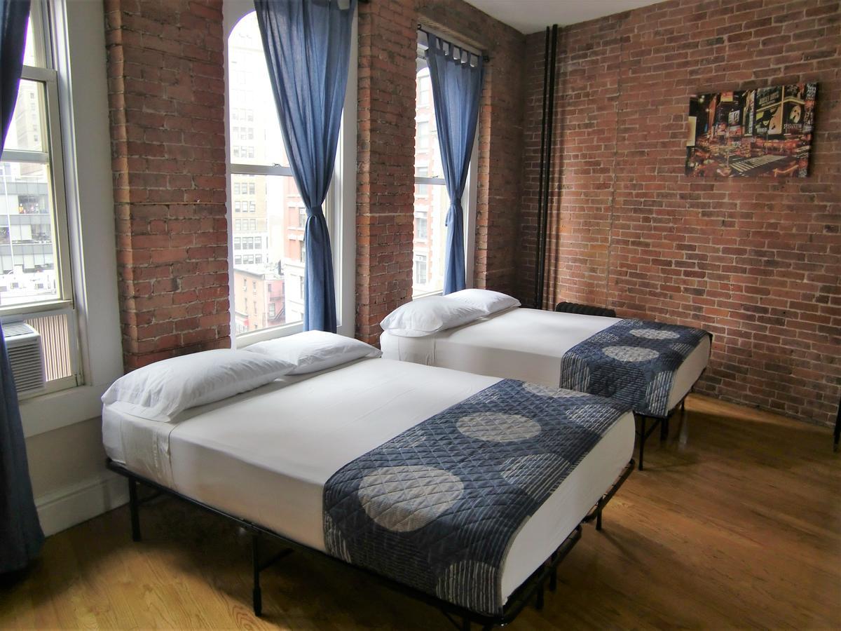 Midtown Manhattan Apartment New York