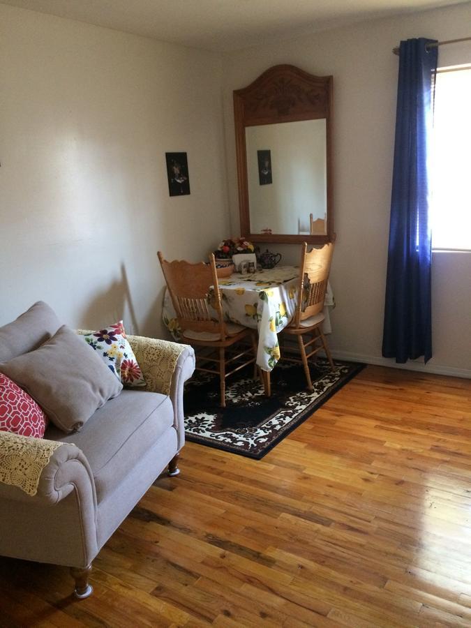 Cozy And Quiet * New York