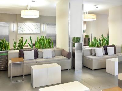 Element Times Square West 4*