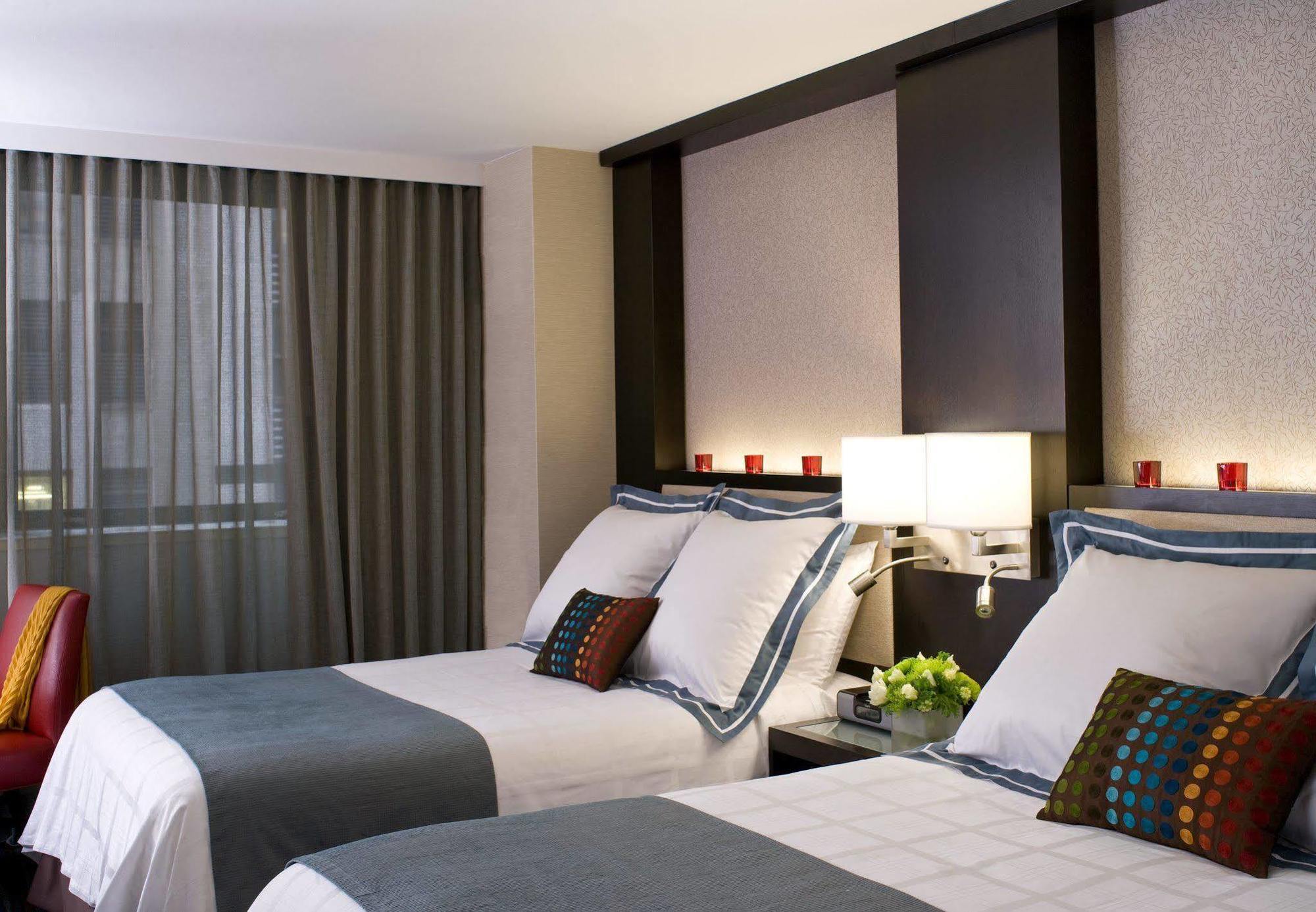 Courtyard Manhattan/times Square Hotel 3*