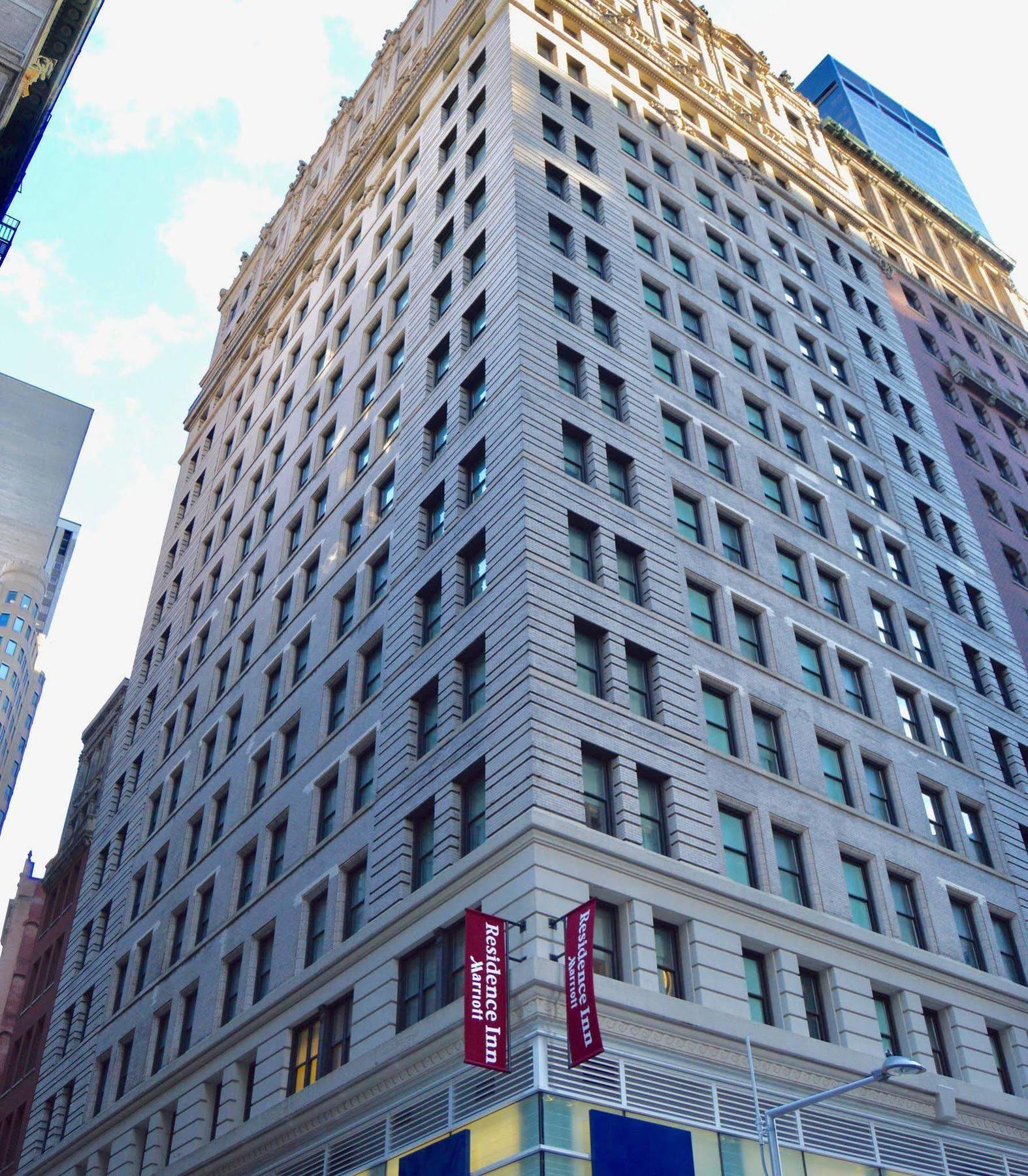 By Marriott Downtown Manhattan/world Trade Center Area Hotel 4*