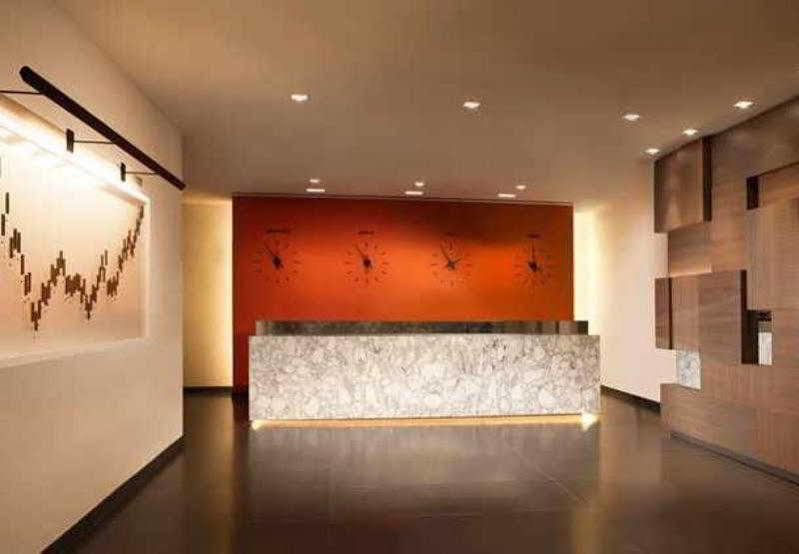 Hotel By Marriott Downtown Manhattan/world Trade Center Area