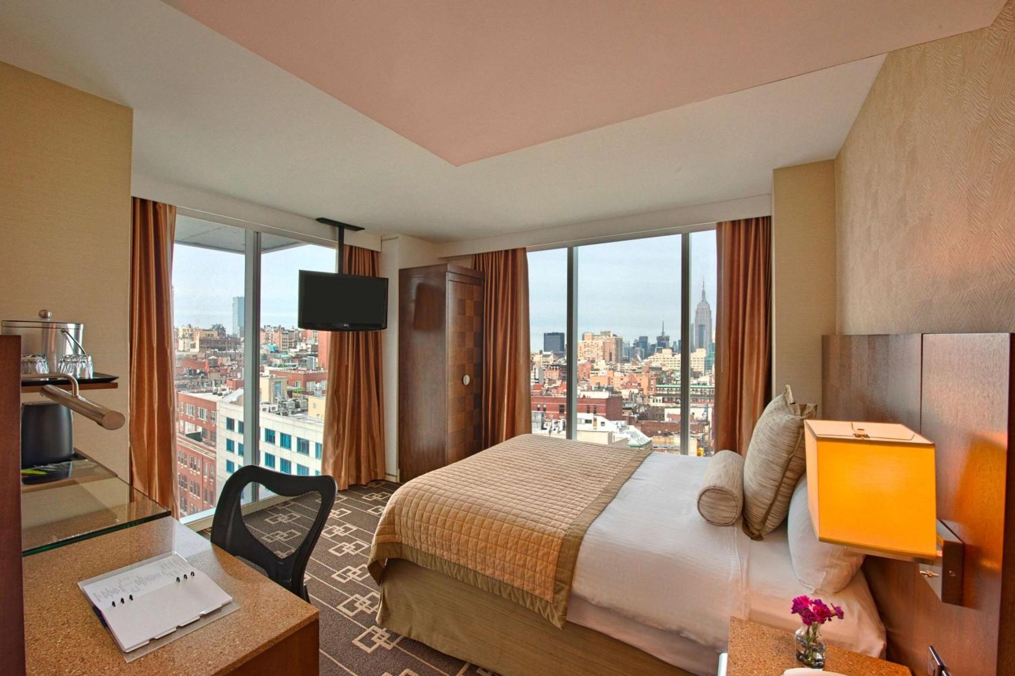 Wyndham Garden Chinatown Hotel 4*