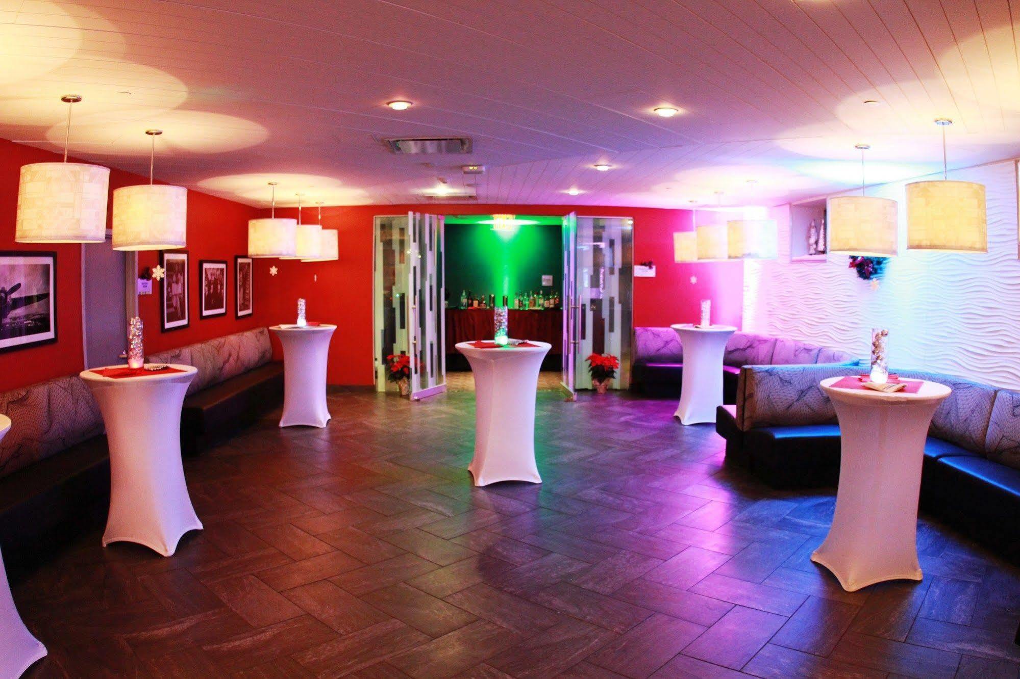 Hotel Crowne Plaza Jfk Airport City, An Ihg 4*