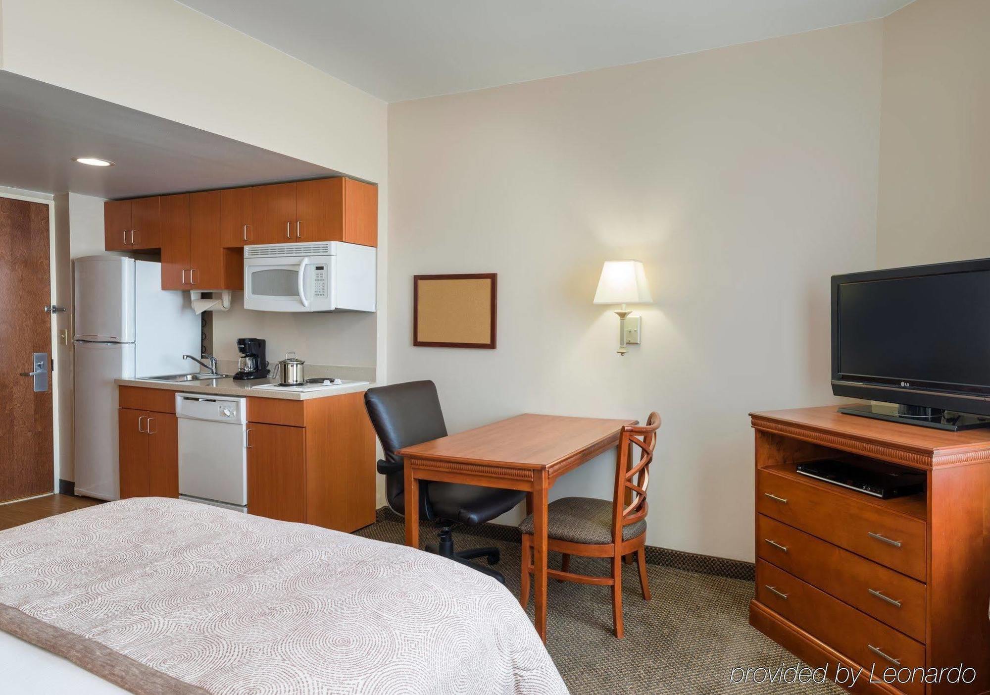 Candlewood Nyc -times Square By Ihg New York