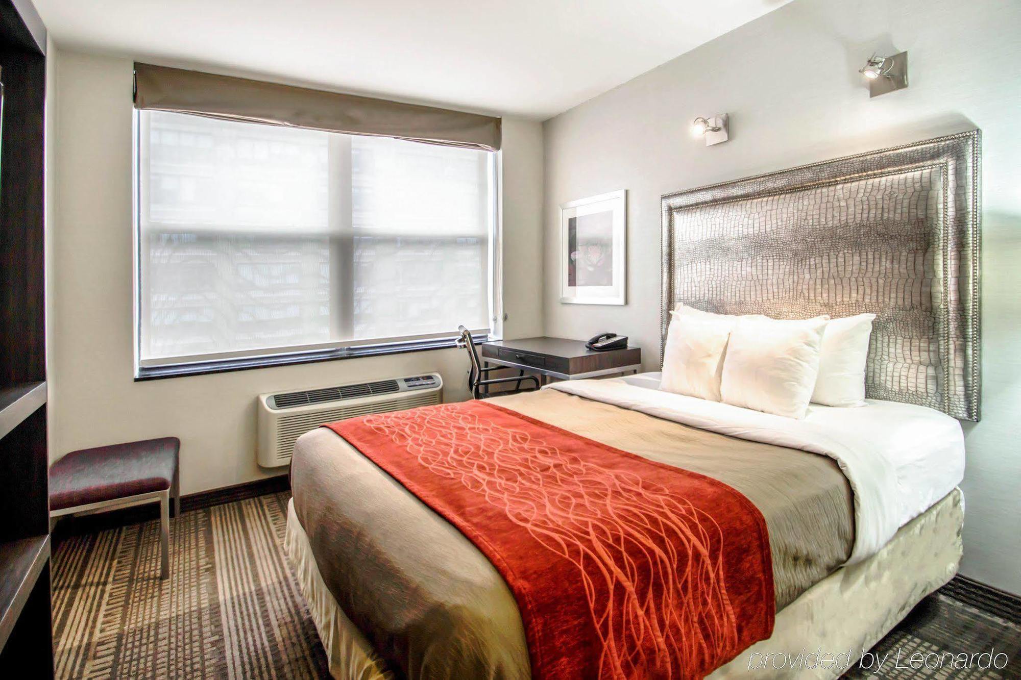 Times Square West Hotel, Bw Signature Collection 3*