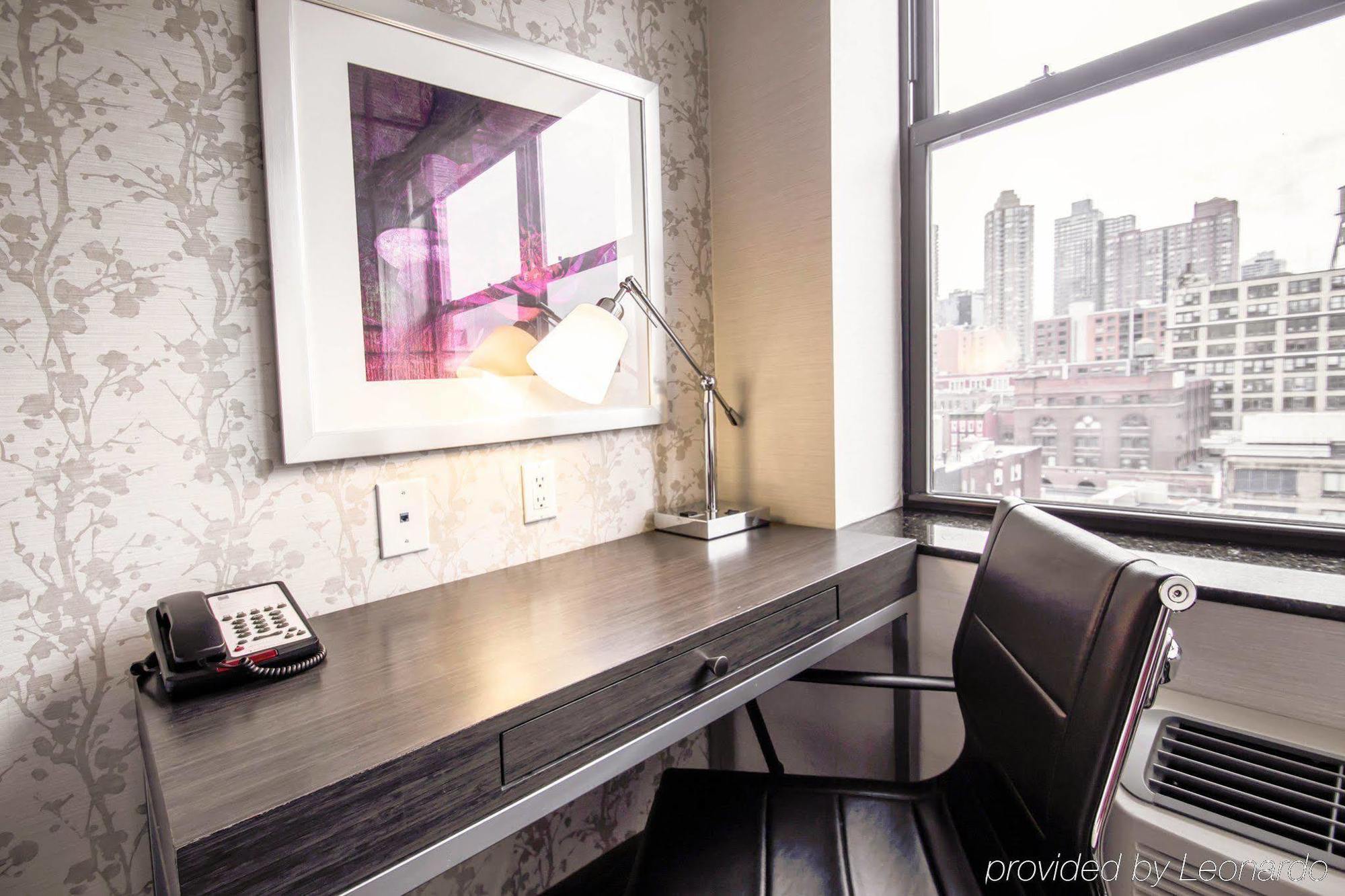 Hotel Times Square West Hotel, Bw Signature Collection 3*