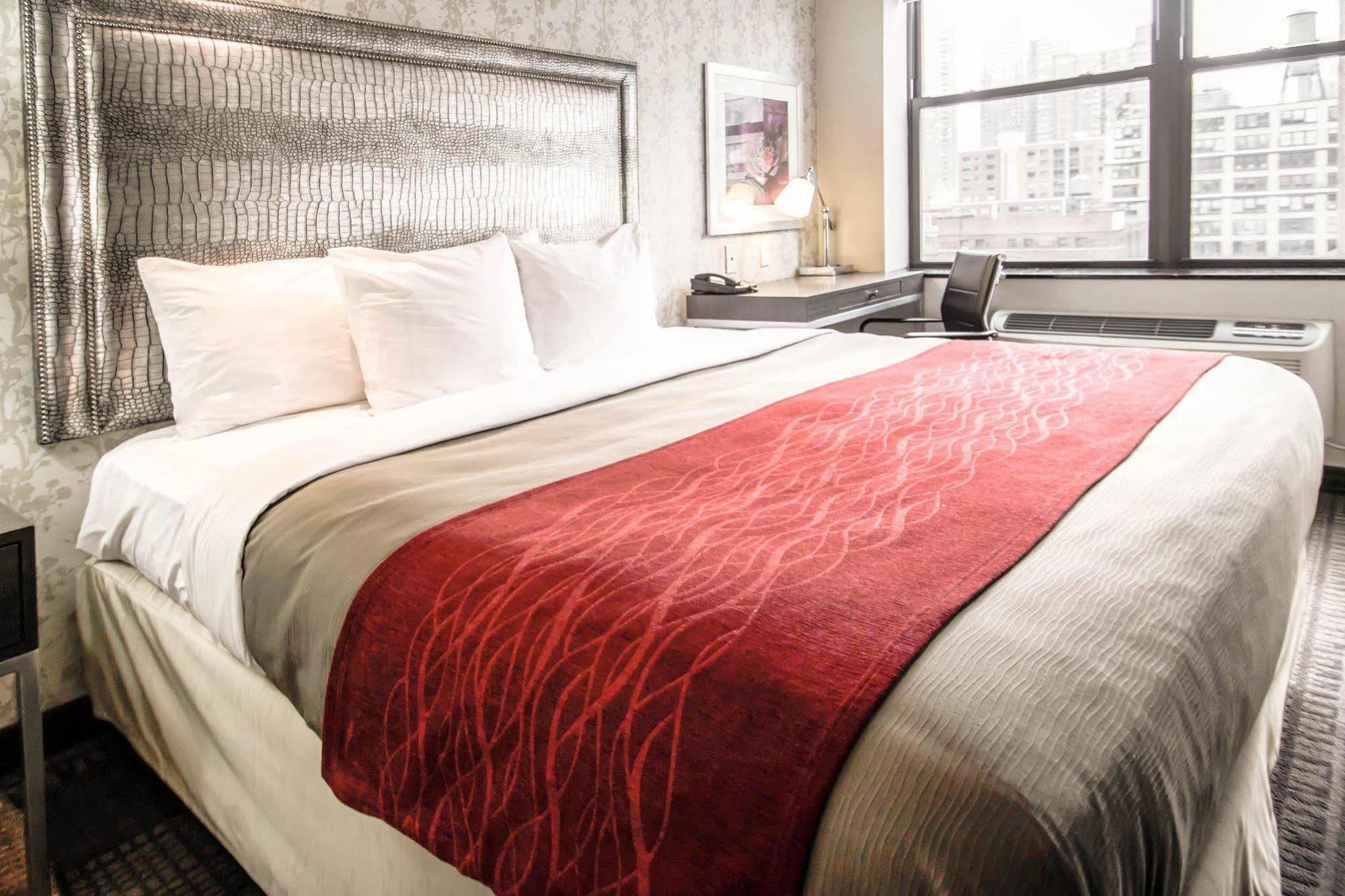 Hotel Times Square West Hotel, Bw Signature Collection 3*