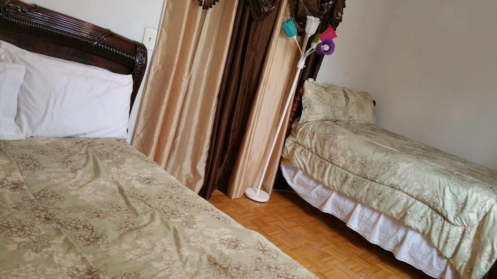 Delz Bed & Breakfast * New York