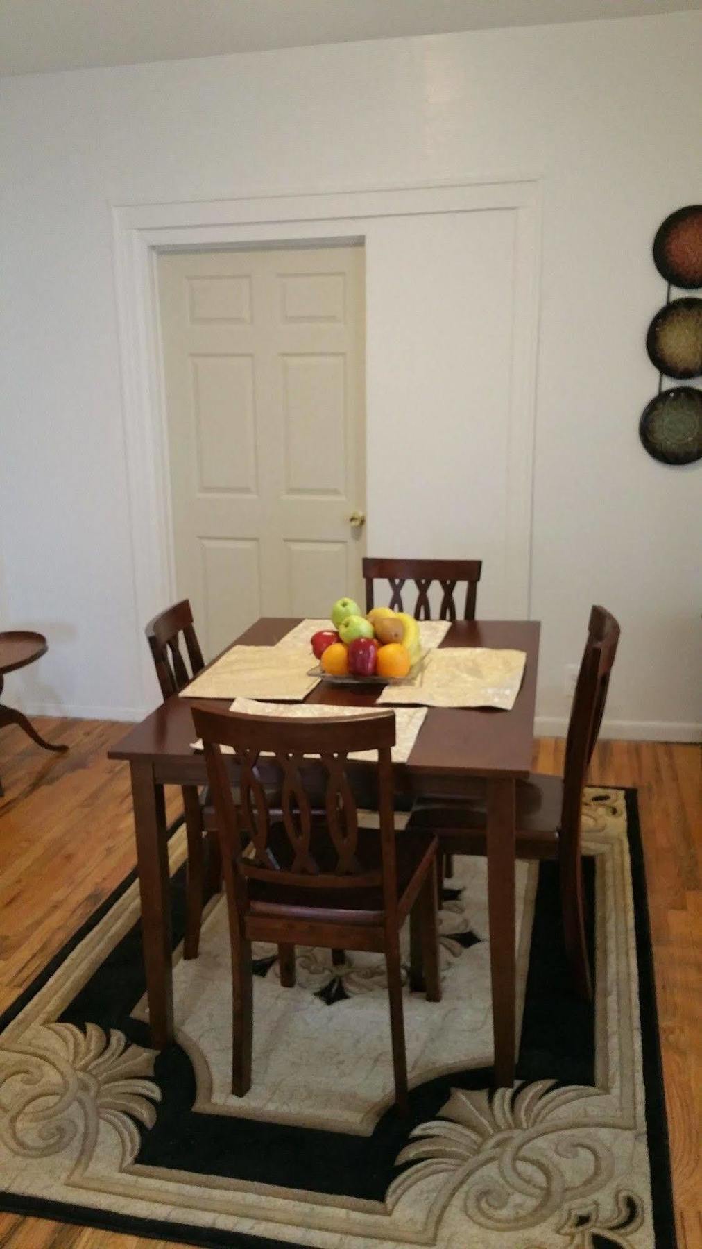 Delz Bed & Breakfast Hotel