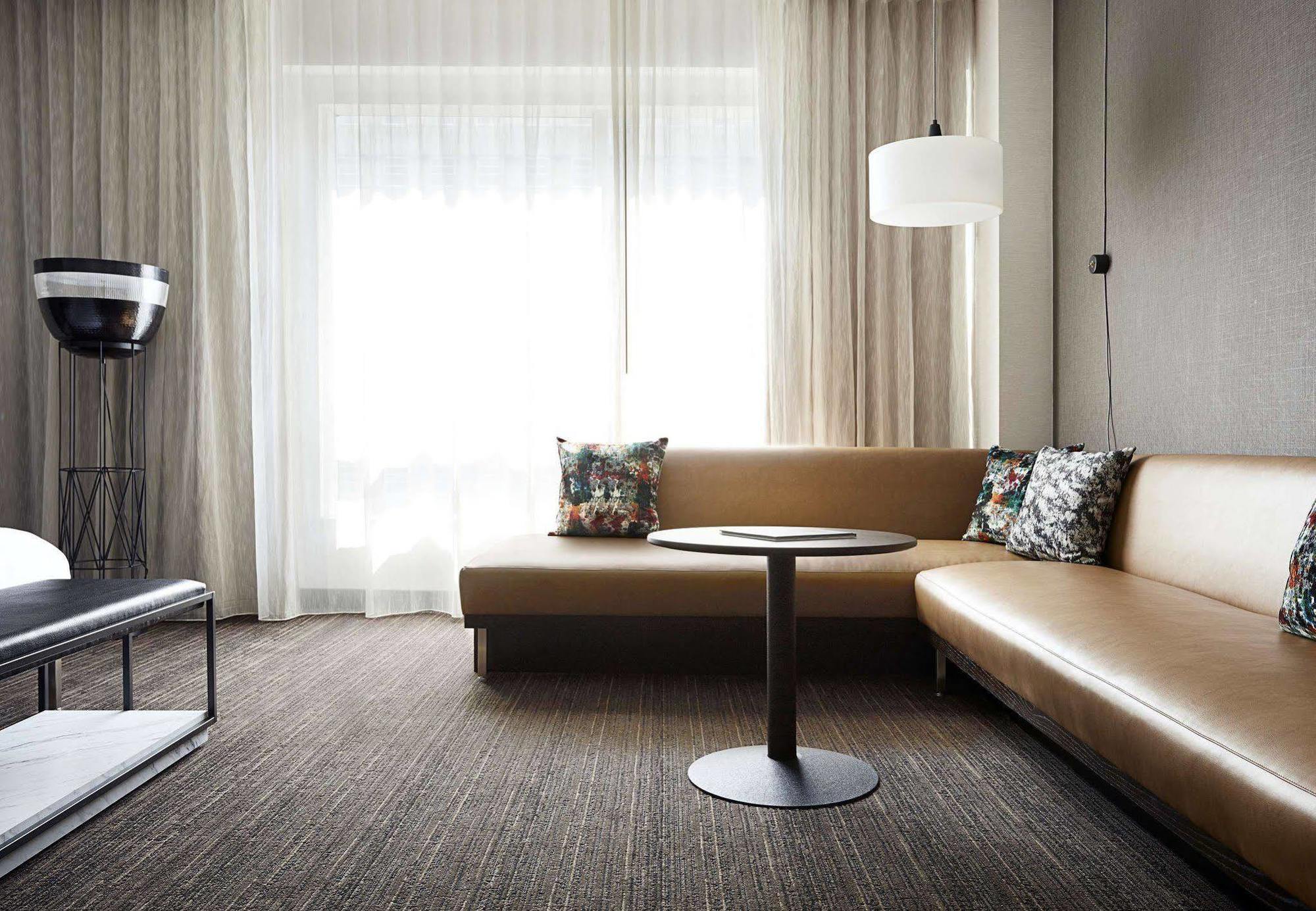 Marriott At The Brooklyn Bridge