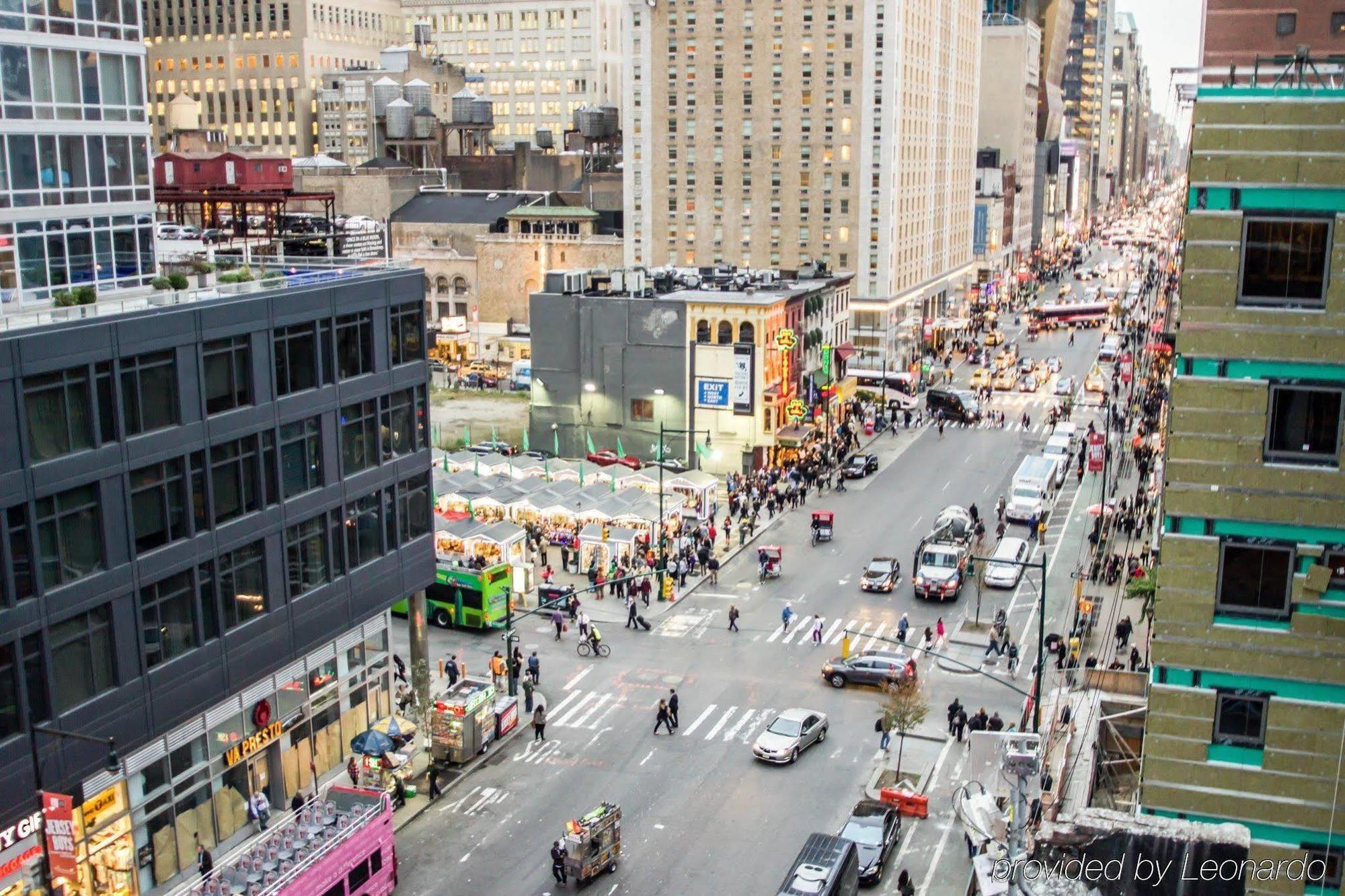 Hotel Econo Times Square 2*