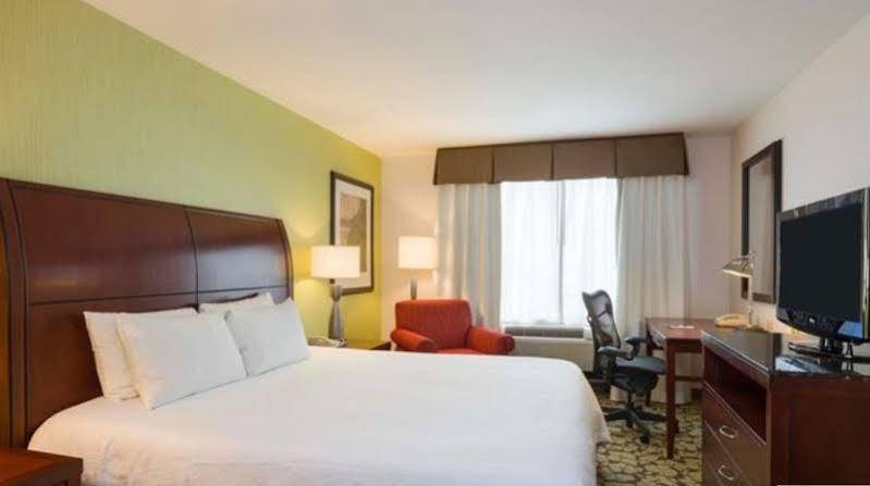 Hotel Hilton Garden Queens Jfk