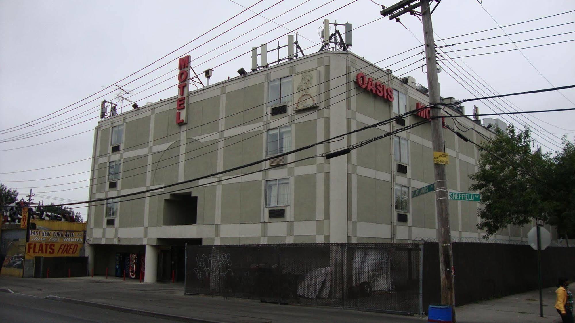 Hotel Oasis In Brooklyn