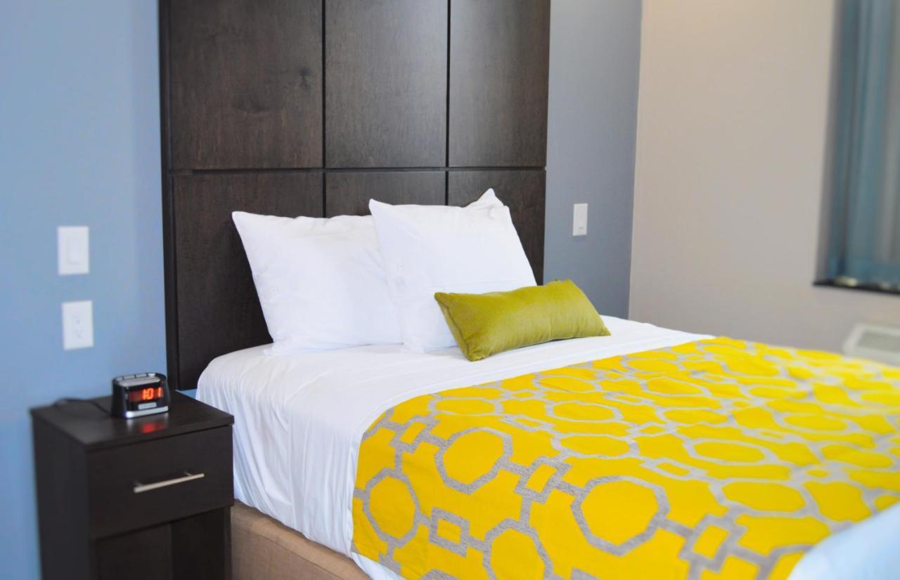 Voyage Hotel