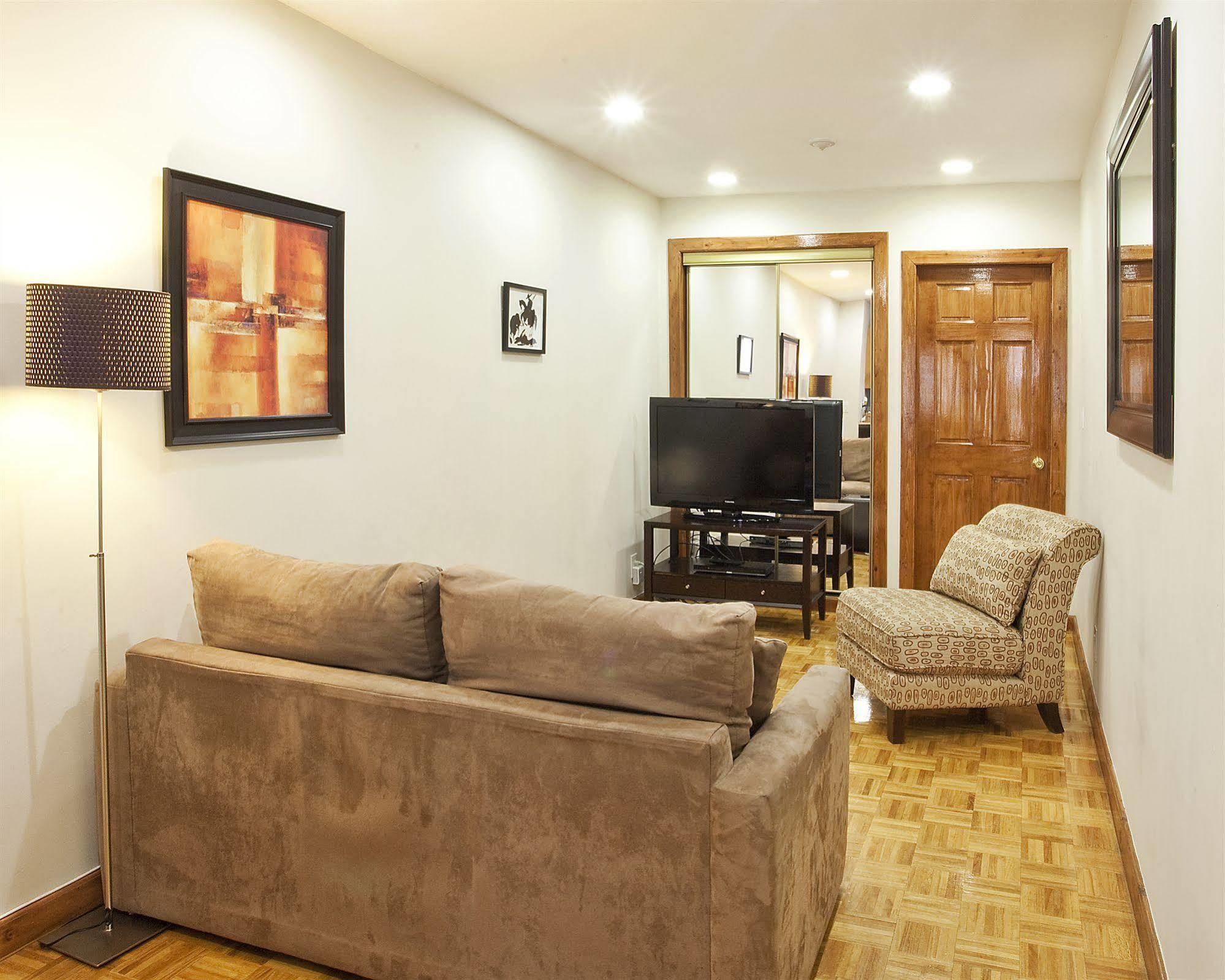Upper Yorkville Apartments Appartement *