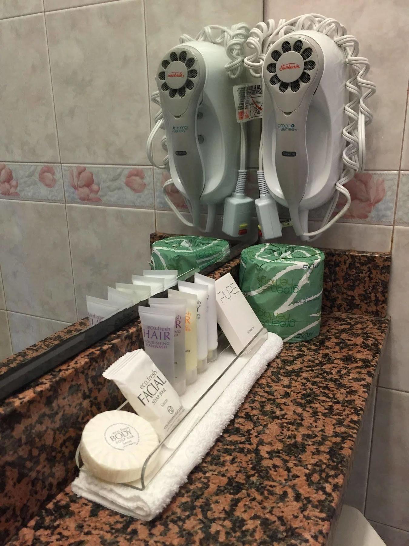 Chelsea Savoy Hotel 3*