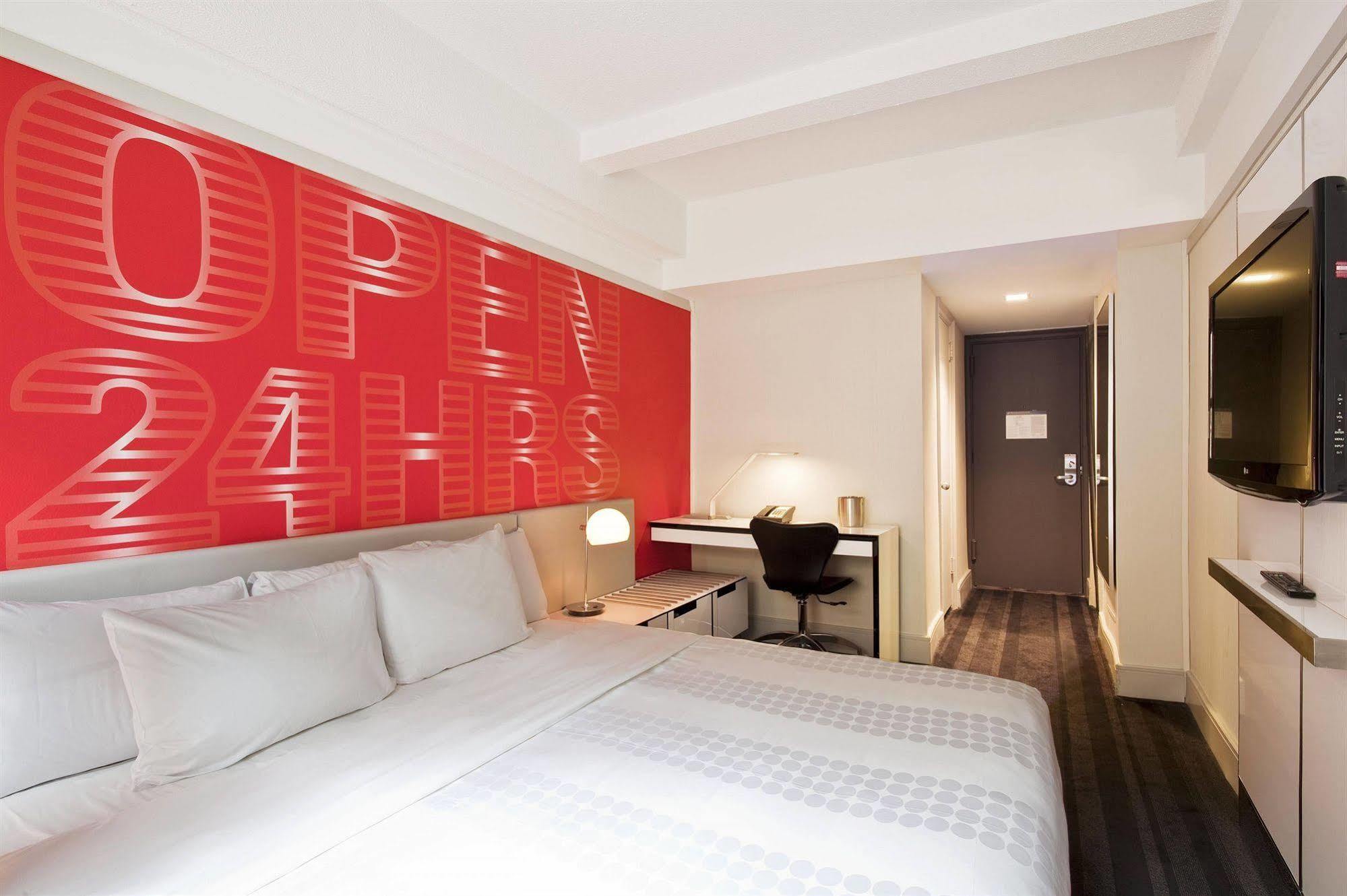 Hotel Row Nyc At Times Square New York