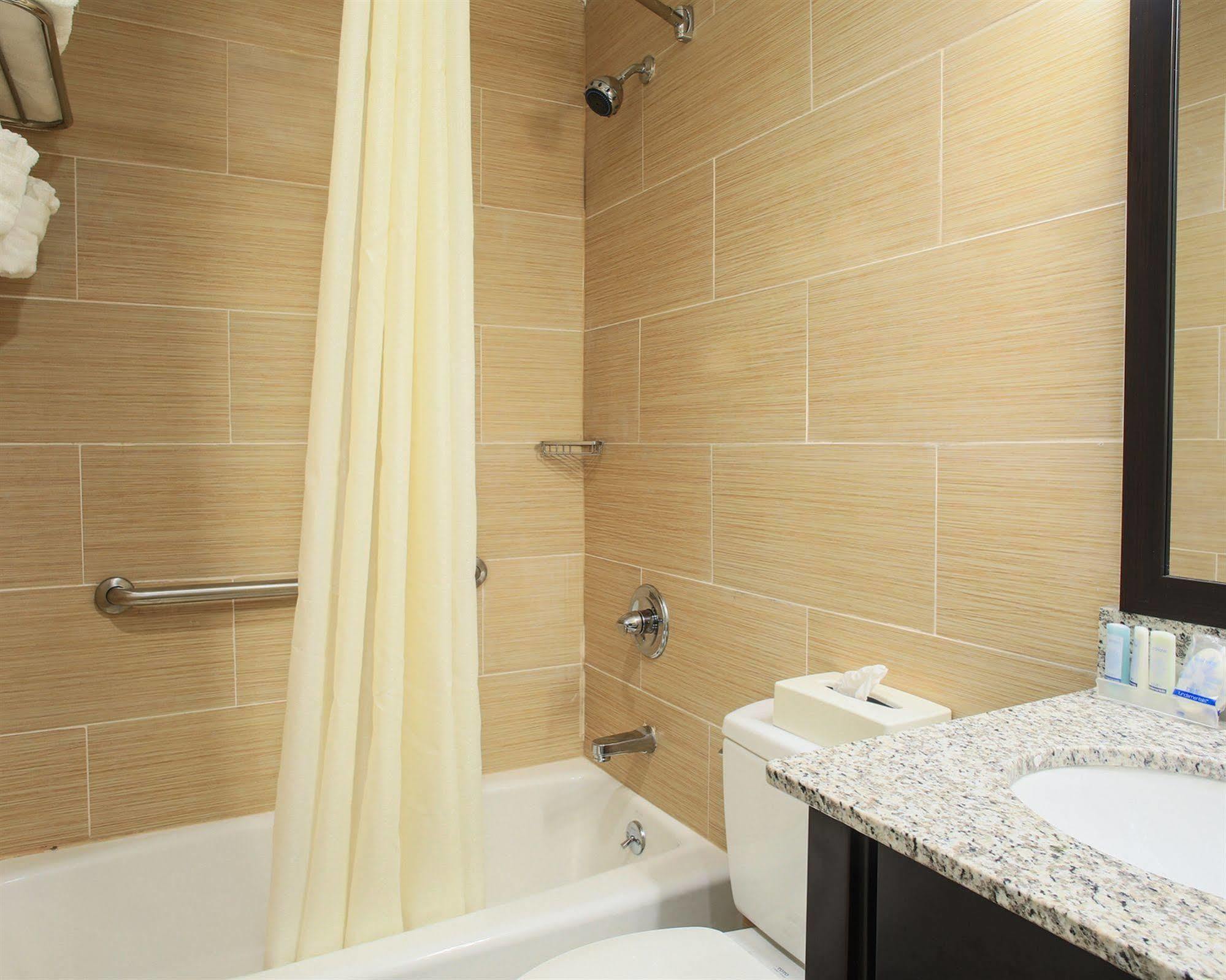 Days By Wyndham Brooklyn Borough Park 3* New York