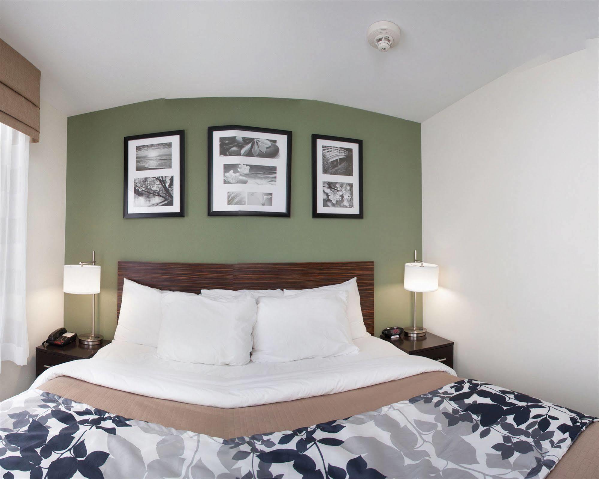 Days By Wyndham Brooklyn Borough Park 3* New York